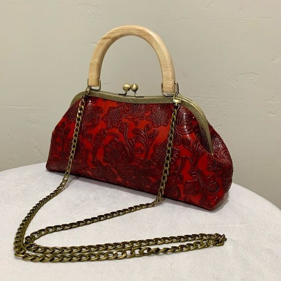 Vintage Style Handmade Genuine Leather Floral Embossed Wood Handle Kiss-lock Bag - Picture 2 of 14